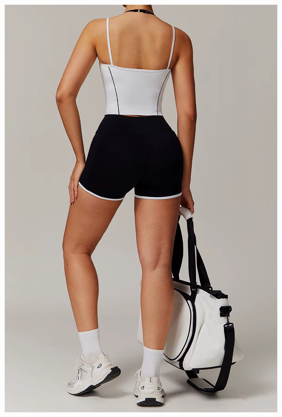 Vaela U Neck Tank