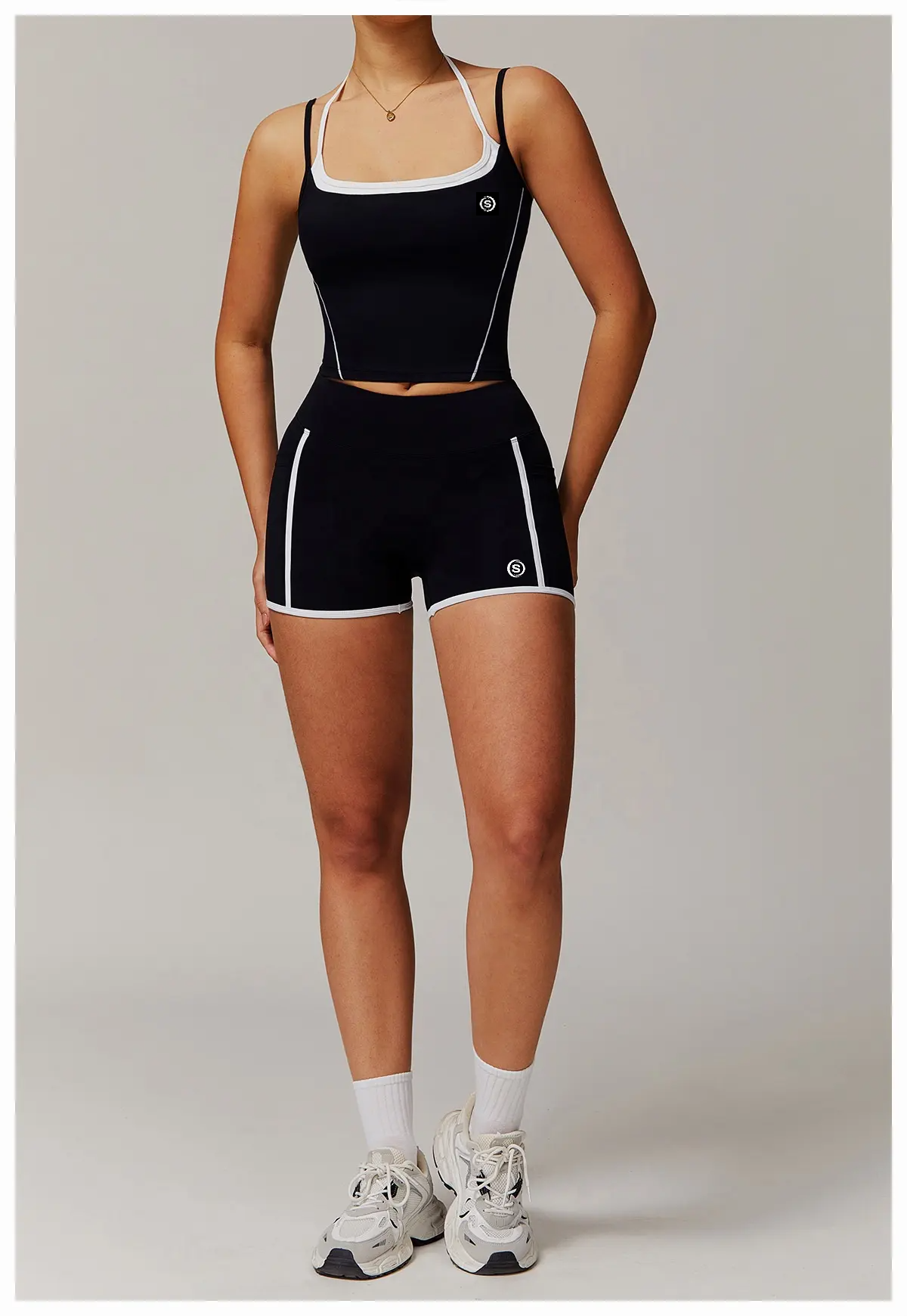 Vaela U Neck Tank