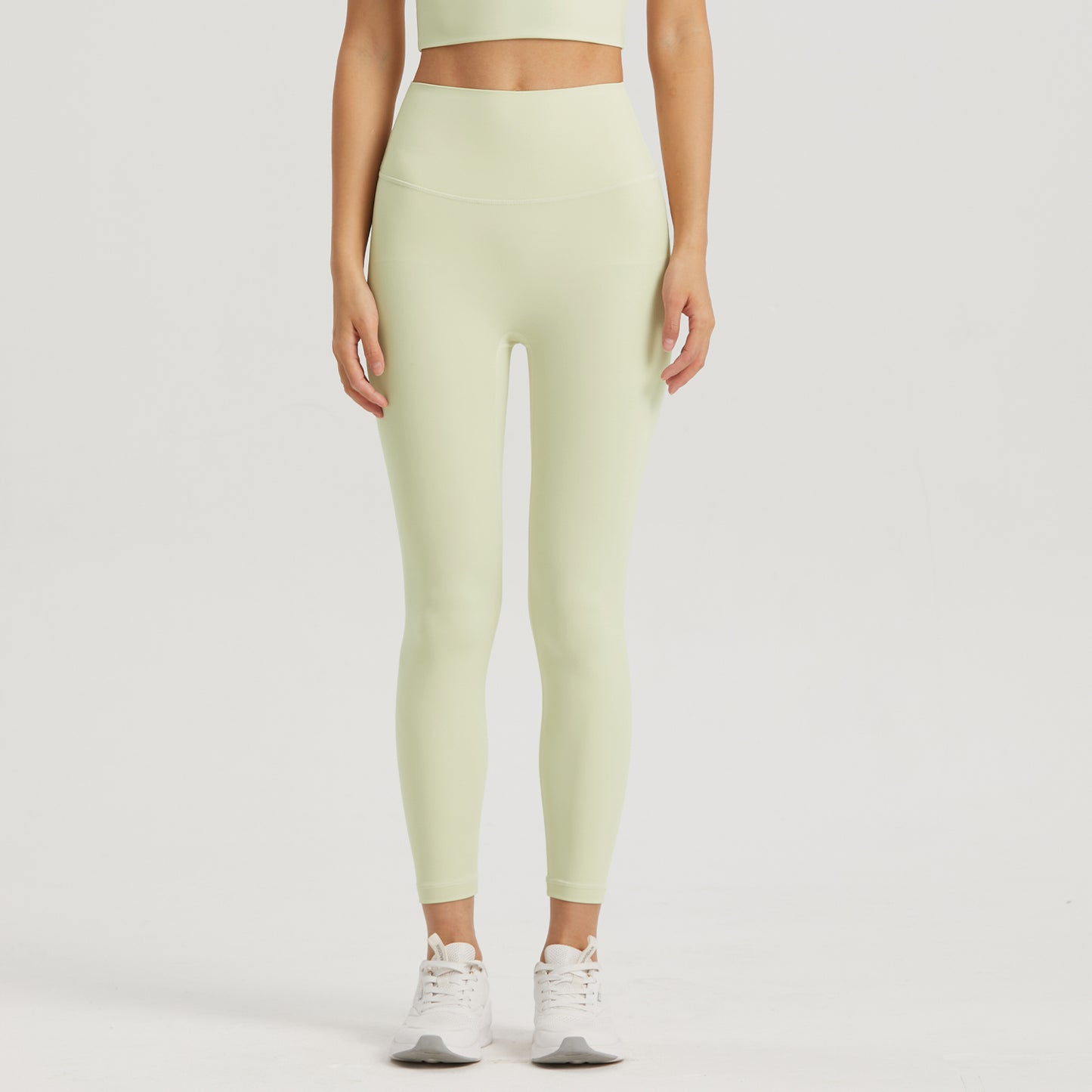 This Women's Anti Rolling Sports Pants with Pockets High Waist Fitness Yoga Leggings is made from 80%Nylon+20%Lycra®fiber Fabric Grams 220g Nuls Lycra Series Light, soft and four-way stretch. The skin-friendly nude fabric feels like a second skin. 