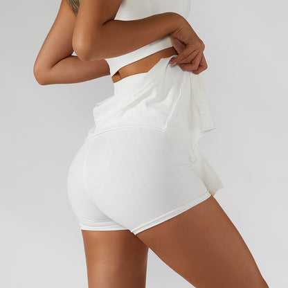 Women's 2 In 1 High Waist Pleated Tennis Skirts offers the ultimate comfort and keeps you cool during those intense tennis matches. Its ultra flexible and can stretch to enable you to reach those tricky low balls and execute offense when under pressure.